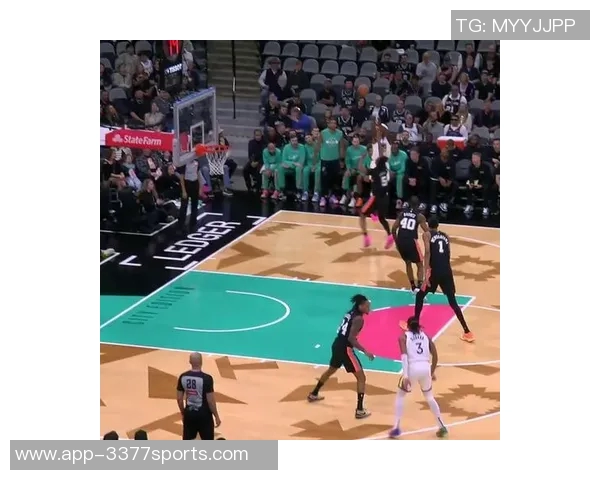 巴特勒半场表现抢眼独自发力16分4板3助力助球队争胜